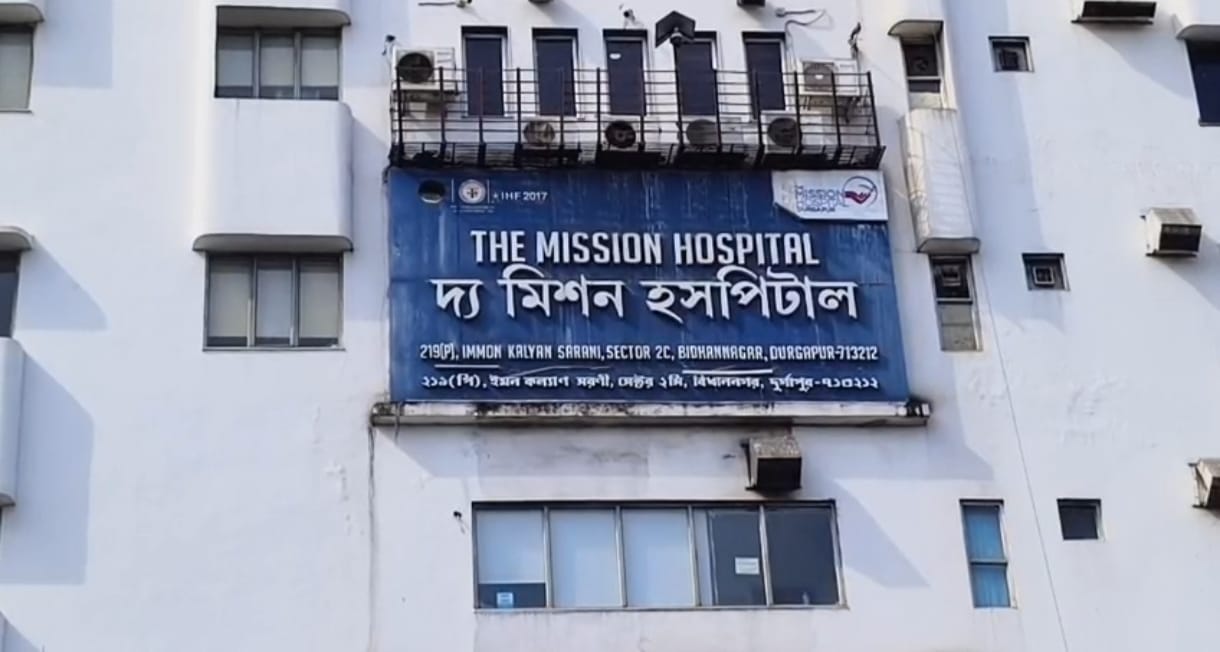 দুর্গাপুর মহকুমা হাসপাতালের মর্গের সামনে বিজেপি নেতার মাথা ফাটিয়ে দিল দুষ্কৃতীরা