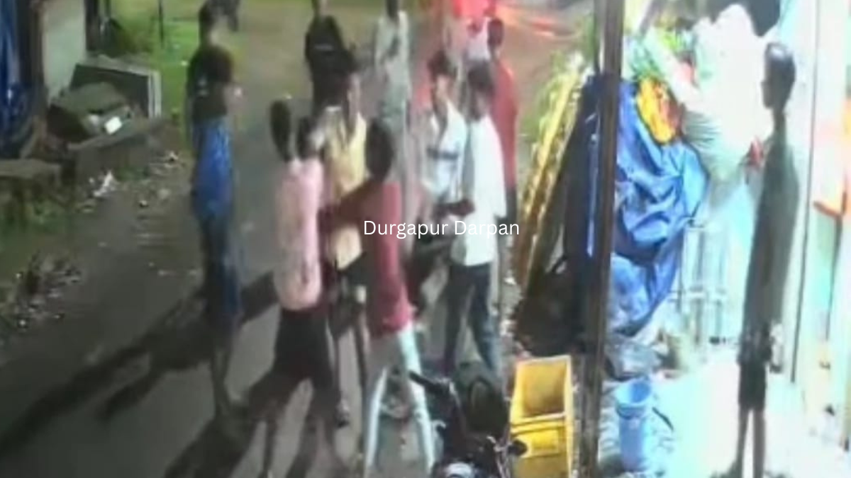 দুই পাড়ার পুরনো বিবাদ ঘিরে ফের উত্তপ্ত সুকান্তপল্লী মোড়, ভিডিও ভাইরাল