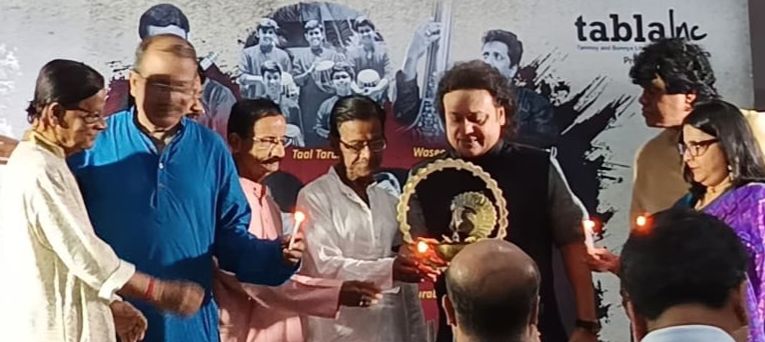 তবলা শিল্পী পণ্ডিত তন্ময় বসুর উদ্যোগে দুর্গাপুরে শাস্ত্রীয় সঙ্গীতের আসর