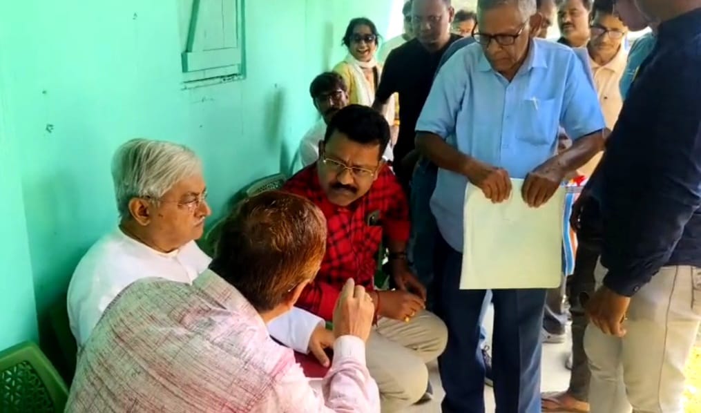 হার্ড কপিতে নাম, পোর্টালে নেই! দুর্গাপুরে ভোটার তালিকা নিয়ে তোলপাড় কাণ্ড