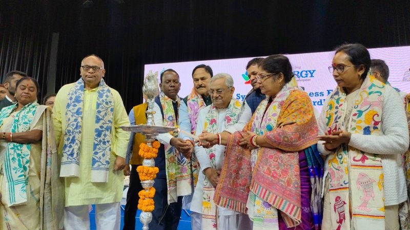 দুর্গাপুরে সিনার্জি সম্মেলন: চার জেলায় ৫৬০০ কোটি টাকার বিনিয়োগ সম্ভাবনা, কর্মসংস্থান ২০ হাজার