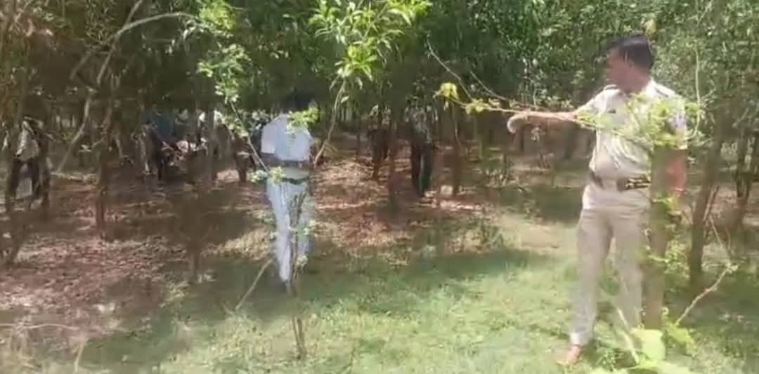 দুর্গাপুরে বধূ ও এক যুবকের ঝুলন্ত দেহ উদ্ধার