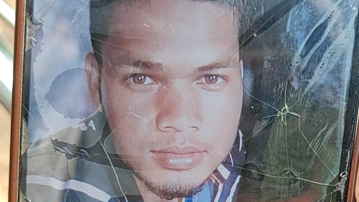 Accident News. গাছে ধাক্কা বাইকের, মর্মান্তিক পরিণতি যুবকের