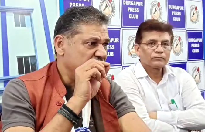 ‘মরণফাঁদ’ থেকে রেহাই, ডিভিসি মোড়ে নতুন উড়ালপুল!