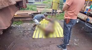 দুর্গাপুরে উড়ালপুলের নিচে পচা*গলা দে*হ উদ্ধার!