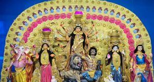 জল ও বন বাঁচলেই বাঁচবে পৃথিবী, পরিবেশের বার্তা ডুমুরতলার দুর্গাপুজোয়