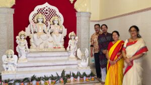 দুর্গাপুরে ১২৩তম বর্ষে লক্ষ্মী-নারায়ণ পুজো, রাজস্থান থেকে এল শ্বেত পাথরের বিগ্রহ